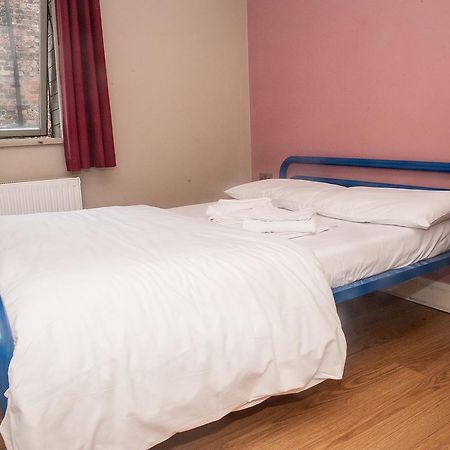 Isaacs Hostel Dublin Extérieur photo