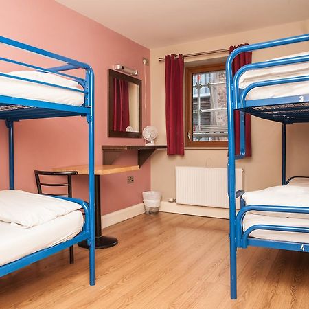 Isaacs Hostel Dublin Extérieur photo