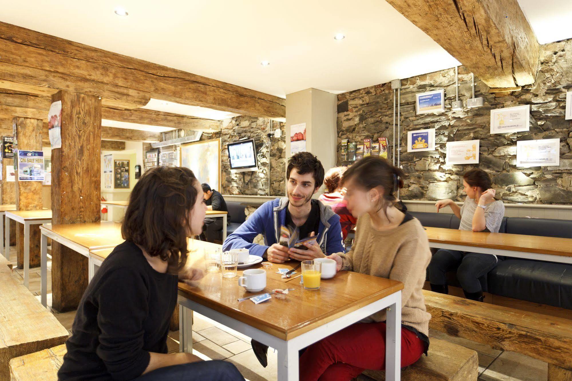 Isaacs Hostel Dublin Extérieur photo