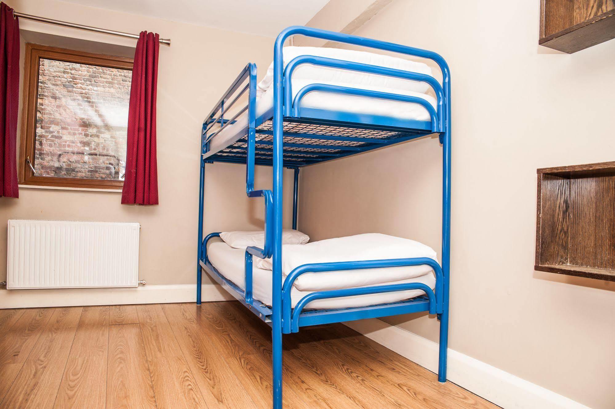 Isaacs Hostel Dublin Extérieur photo